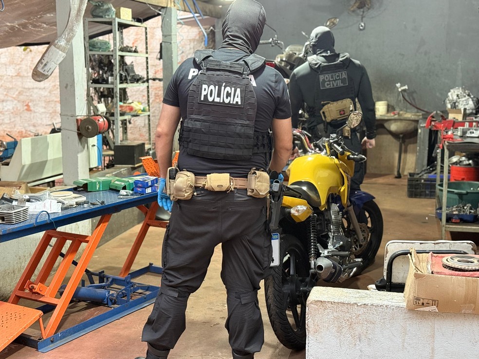 Polícia Civil do DF apreende celulares e materiais de grupo criminoso — Foto: reprodução