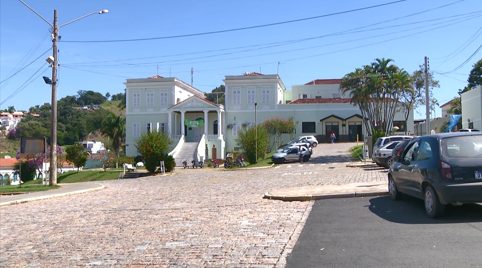 Amparo flagra médico de 'plantão' em duas cidades, faz denúncia à polícia e ao Cremesp