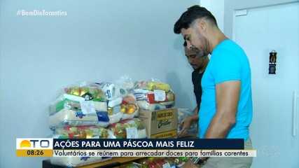 Voluntários se reúnem para arrecadar doces e alimentos para famílias carentes
