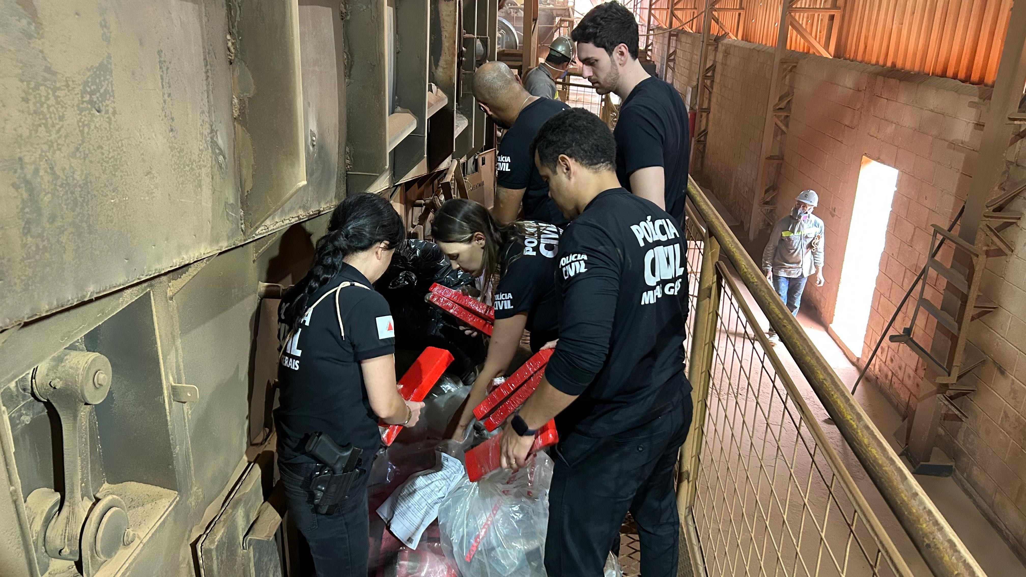 Polícia Civil incinera mais de 220 kg de drogas apreendidas na região de Poços de Caldas, MG