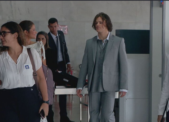 Lula se encontra com Lucas Pinheiro, atleta que conquistou a primeira medalha de ouro do Brasil nos Jogos de Inverno