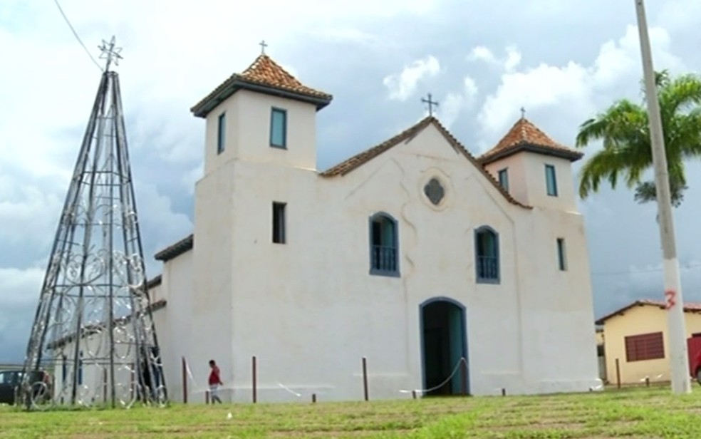 Igreja do Rosário em Luziânia, Goiás — Foto: Reprodução/TV Anhanguera