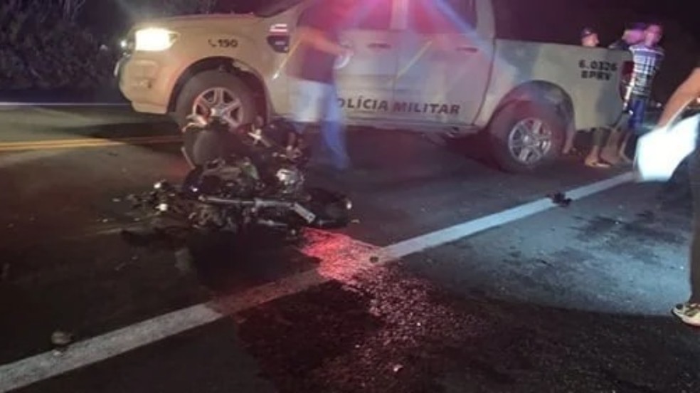 Casal de jovens morre ap&oacute;s motocicleta bater de frente com carro em rodovia na Bahia &mdash; Foto: Reprodu&ccedil;&atilde;o/Redes Sociais