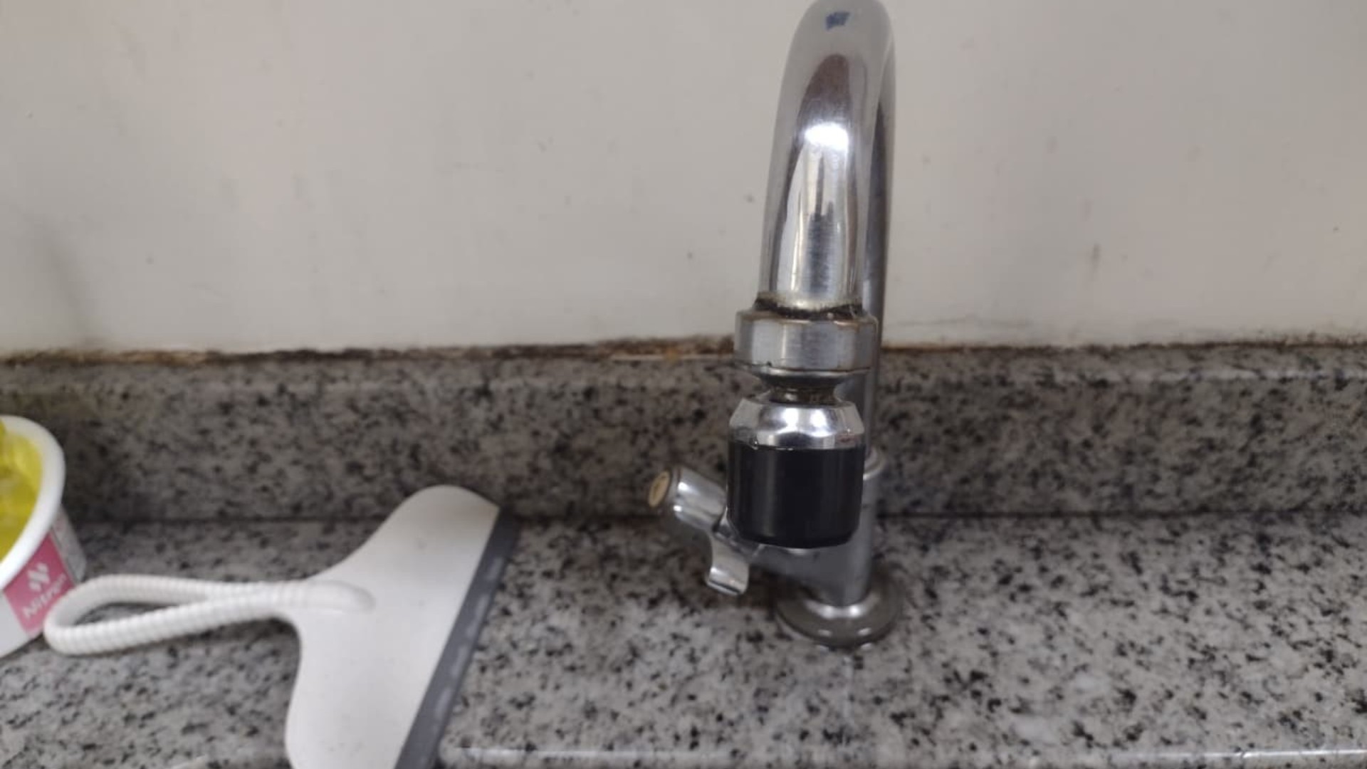 Moradores de Votorantim ficam sem água após chuva causar queda de energia em estação