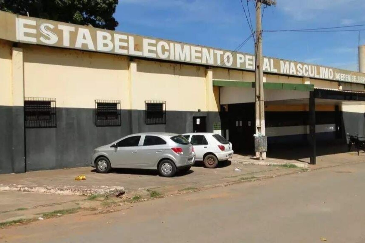 Preso morre durante ataque a comboio policial em Corumbá; suspeita é de disputa entre facções na fronteira