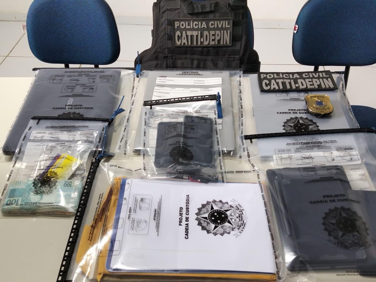 PC cumpre mandados de busca e apreensão em ação que investiga fraude milionária contra instituição financeira na Bahia
