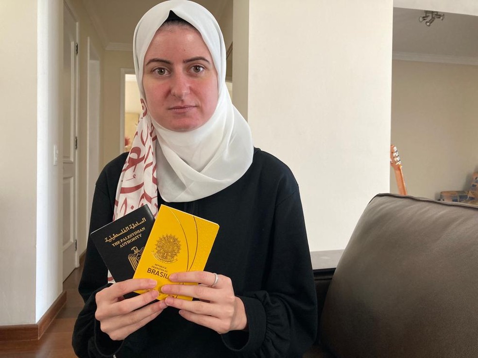 O drama de refugiada palestina que tenta resgatar família em Gaza: 'reze  por nós nos próximos dias' | G1