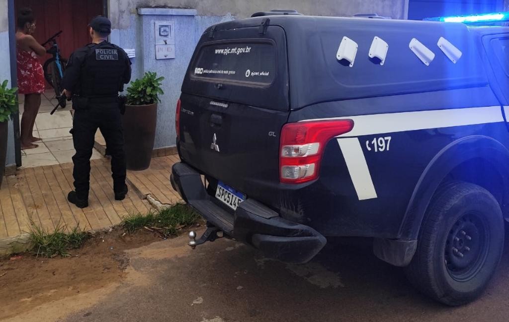 16 pessoas são presas suspeitas de tortura, tráfico de drogas e envolvimento com facções em MT