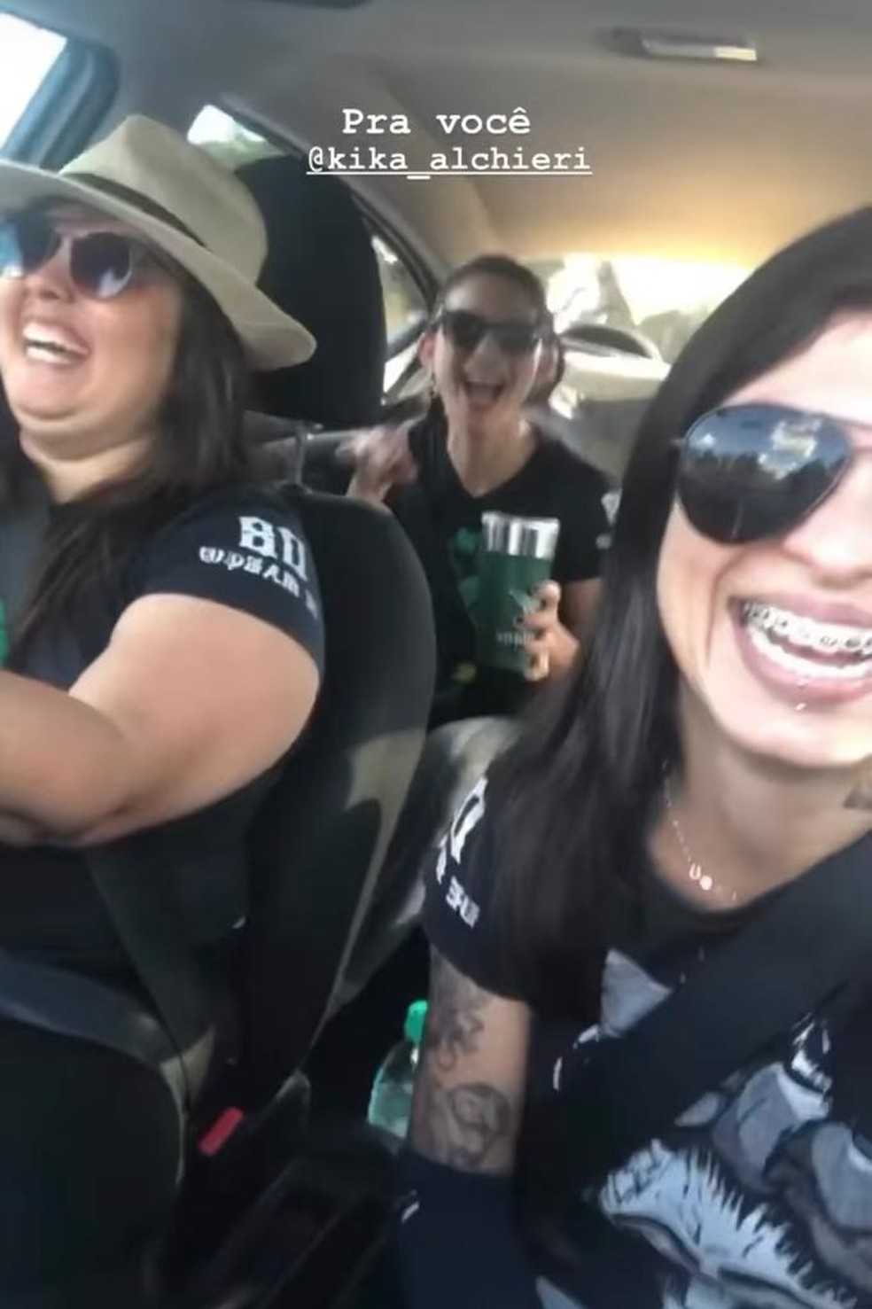 Vídeo mostra amigas cantando em carro momentos antes de morrerem em acidente na BR-153 — Foto: Reprodução/Instagram