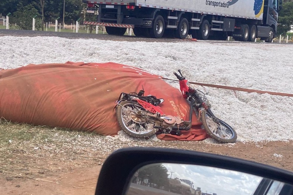 Bicicleta elétrica usada pela idosa, em Chapadão do Sul — Foto: chapadensenews