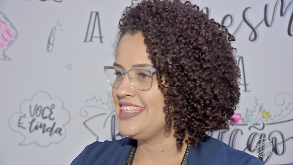 AOVIVO Cabeleireira de Jundiaí cria salão de beleza especializado em  cabelos afros 