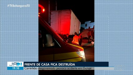 Caminhão bate em casa em Gurupi; saiba mais