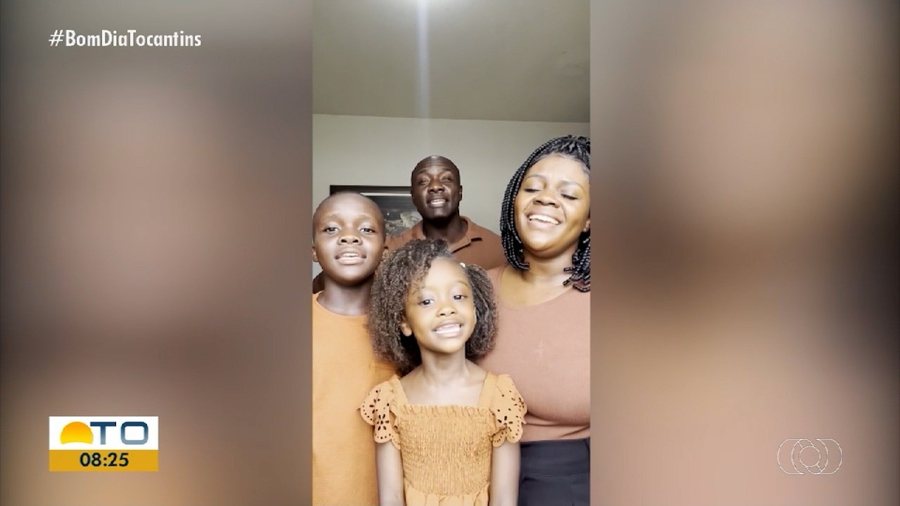 Família viraliza nas redes sociais cantando louvor: 'A música tem grande poder na vida do ser humano'