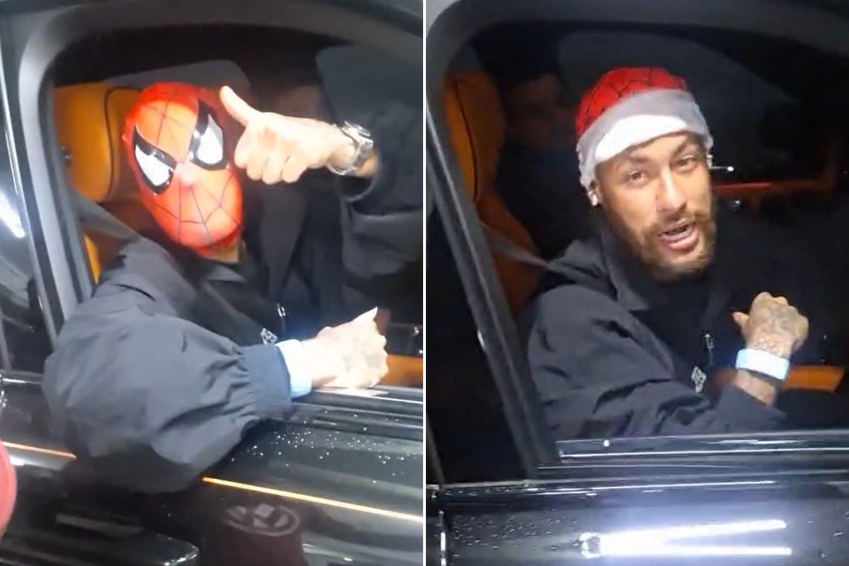 Neymar de Homem-Aranha? Fã encontra jogador com máscara do super-herói; VÍDEO