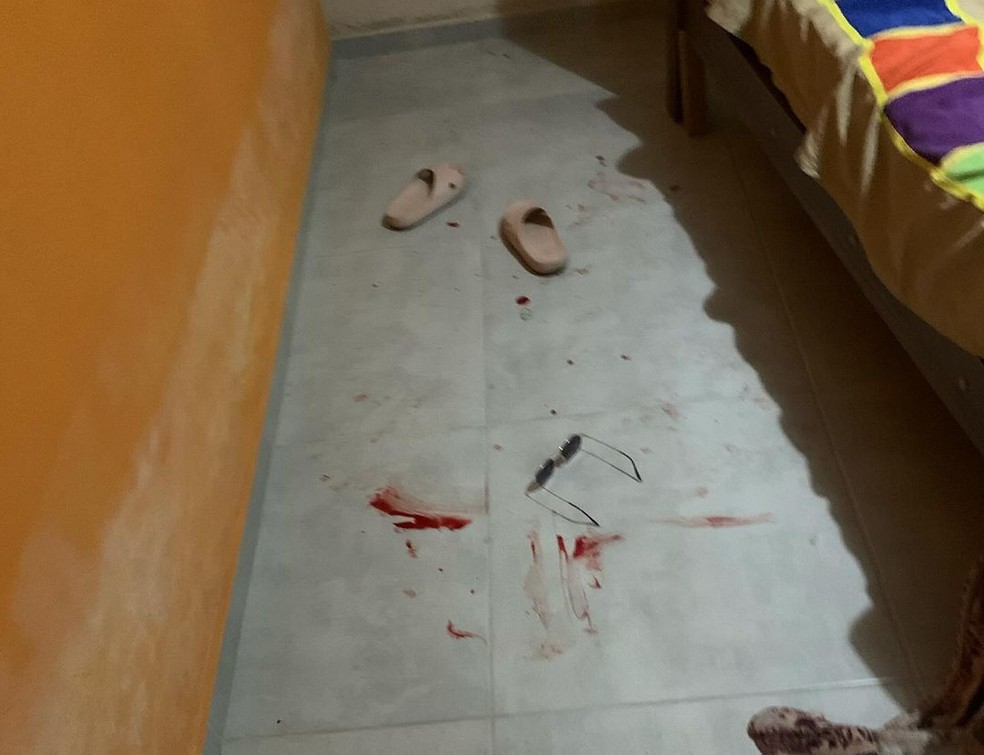 Vítima de agressão fotografou o local onde foi agredida pelo ex-companheiro em Formiga — Foto: Carolayne Fernandes/Arquivo Pessoal