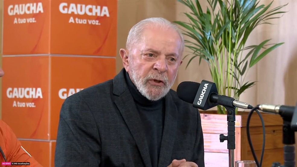 Presidente Lula durante entrevista à Rádio Gaúcha, em Porto Alegre — Foto: Reprodução