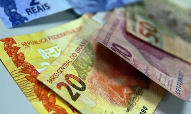 Orçamento 2026: salário mínimo deve subir para R$ 1.631 no próximo ano, prevê governo