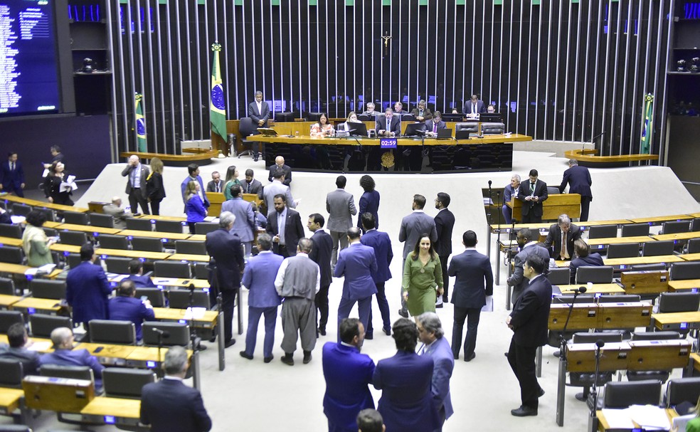 Sessão da Câmara — Foto: Zeca Ribeiro/Câmara dos Deputados