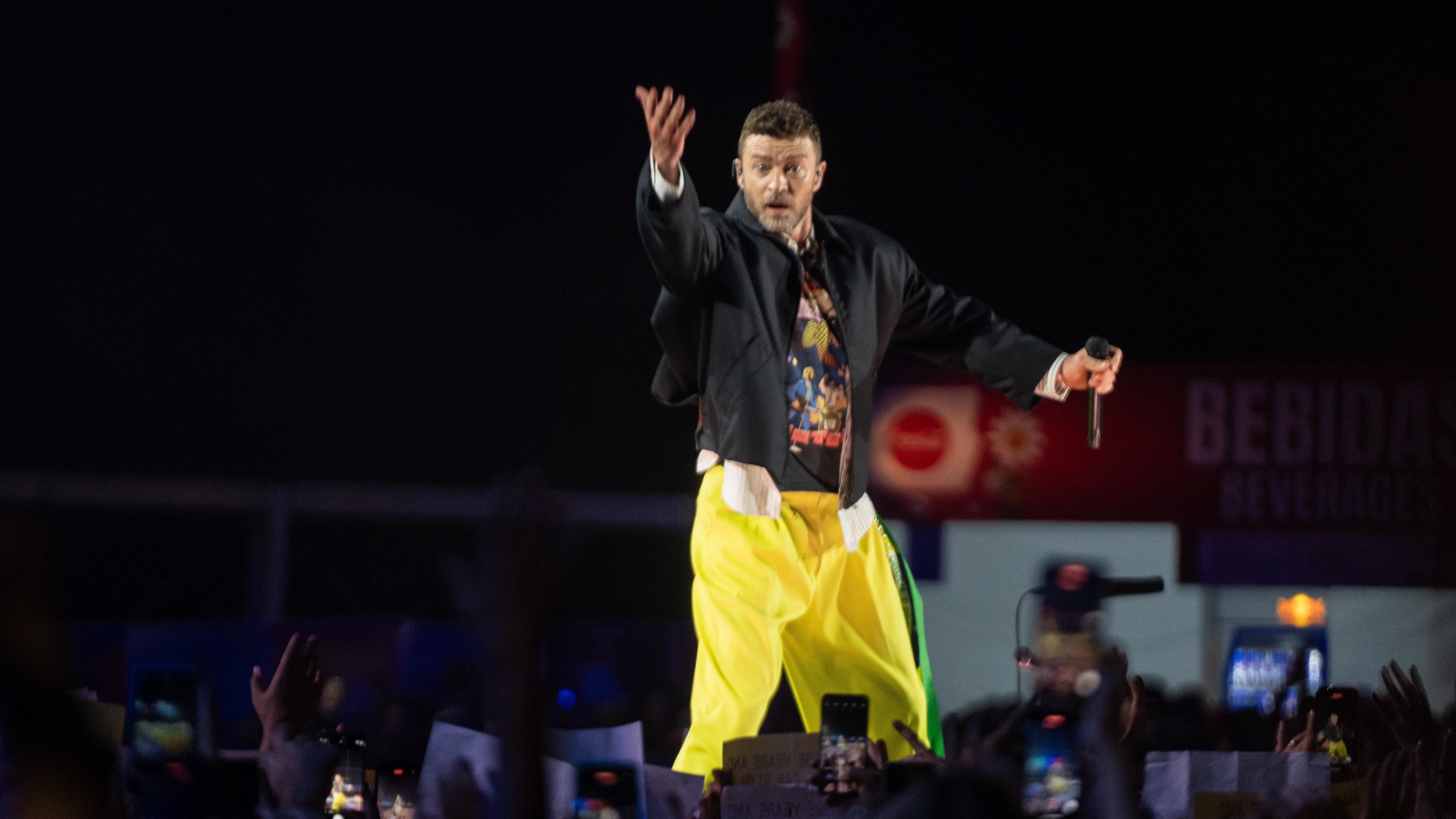 A doença transmitida por carrapato que já atingiu celebridades como Justin Timberlake, Bieber e Avril