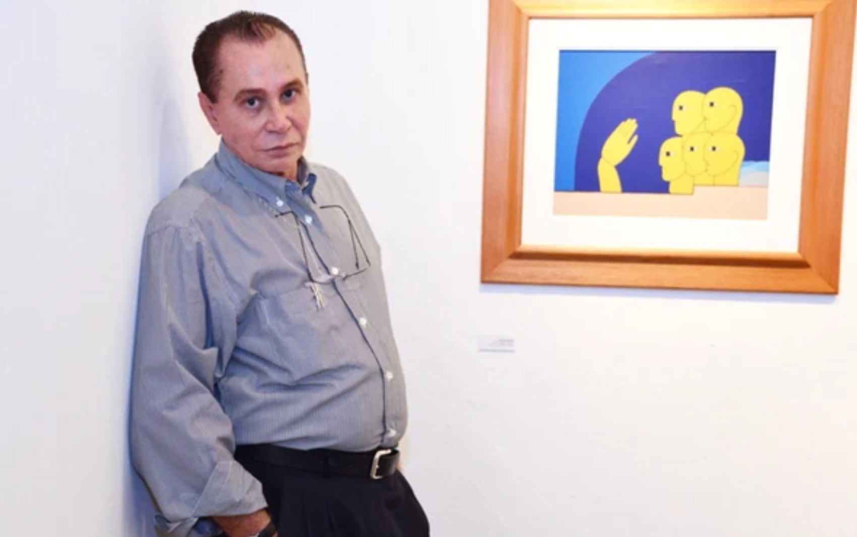 Quem foi César Romero, artista plástico que morreu após se engasgar em Salvador