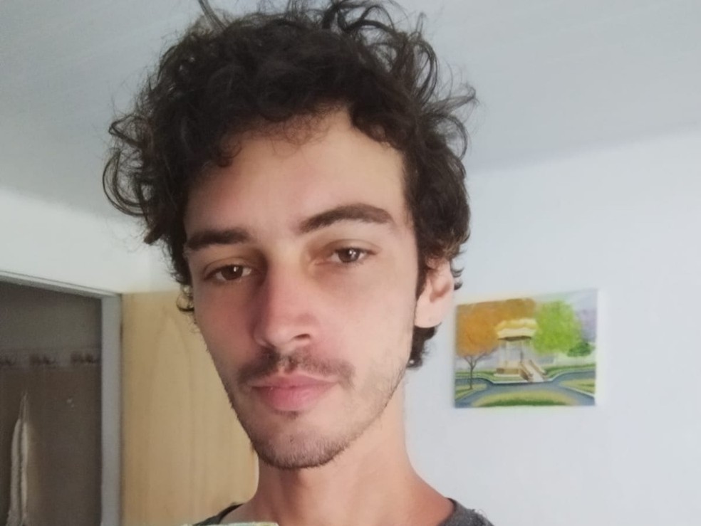 Yago de Melo Alves, de 29 anos, desapareceu no dia 8 de março, segundo a família — Foto: Arquivo da família