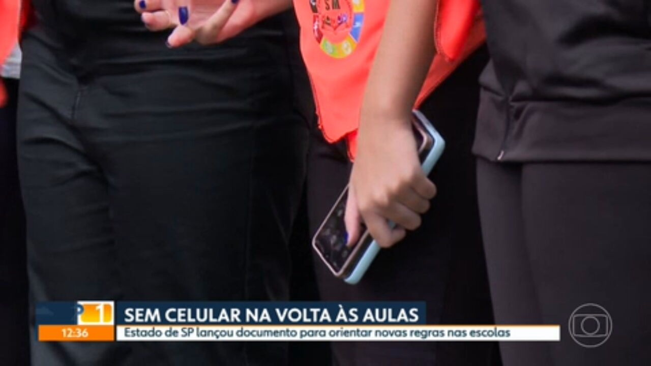 Cartas, jogos de tabuleiro e relógio de pulso: alunos e professores fazem balanço da volta às aulas sem celular nas redes pública e privada de SP