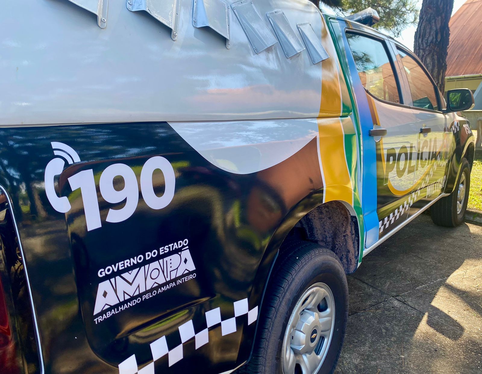 Mulher é morta com tiros na cabeça e nas costas na Zona Sul de Macapá 