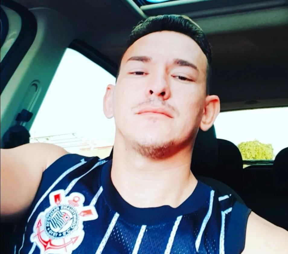Ex-militar do exército é morto a tiros em frente a tabacaria em Rio Branco