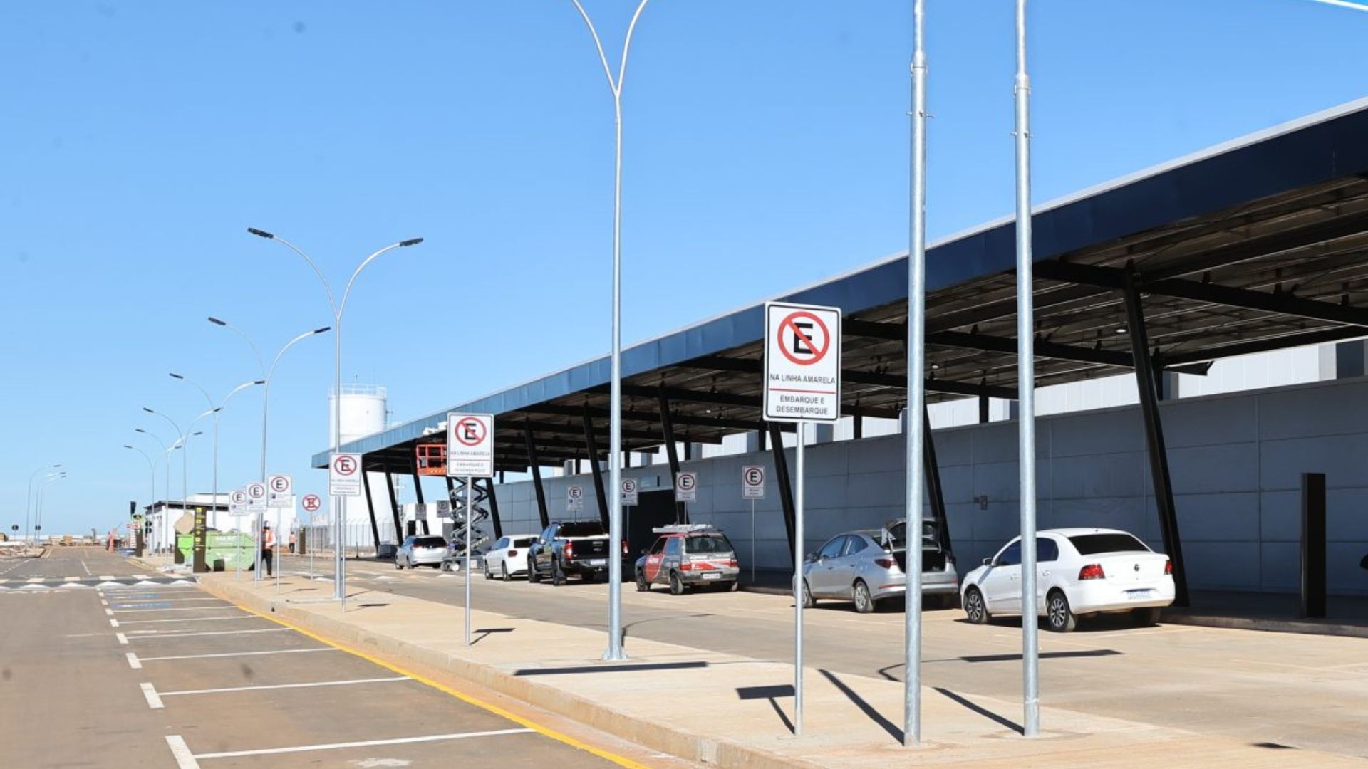 Linha de ônibus passa a atender novo terminal do Aeroporto de Uberlândia