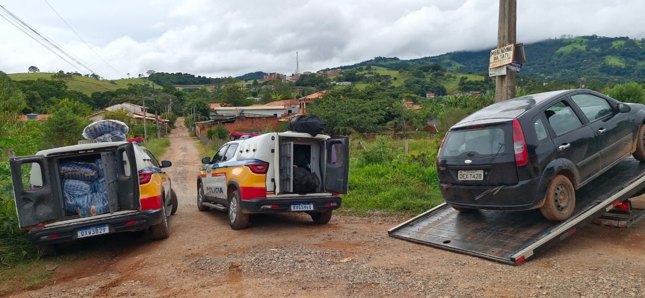 Três são presos após roubo de carga em posto de combustíveis às margens da Fernão Dias, em Extrema, MG