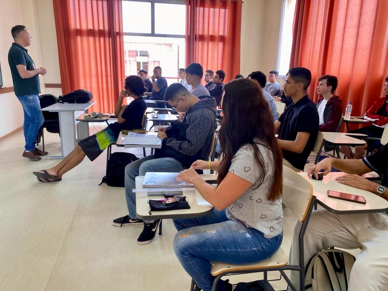 Unipiaget destaca a alta demanda pelo curso de Análise e Desenvolvimento de Sistemas