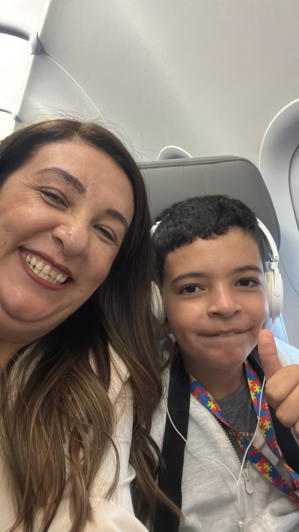 ‘O amor vem antes do medo’: Mães atípicas relatam rotina de renúncias, terapias e luta por inclusão dos filhos