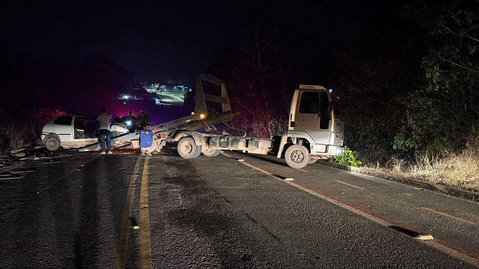 Batida frontal entre dois carros deixa 5 pessoas feridas na rodovia Everaldo Martins em Santarém