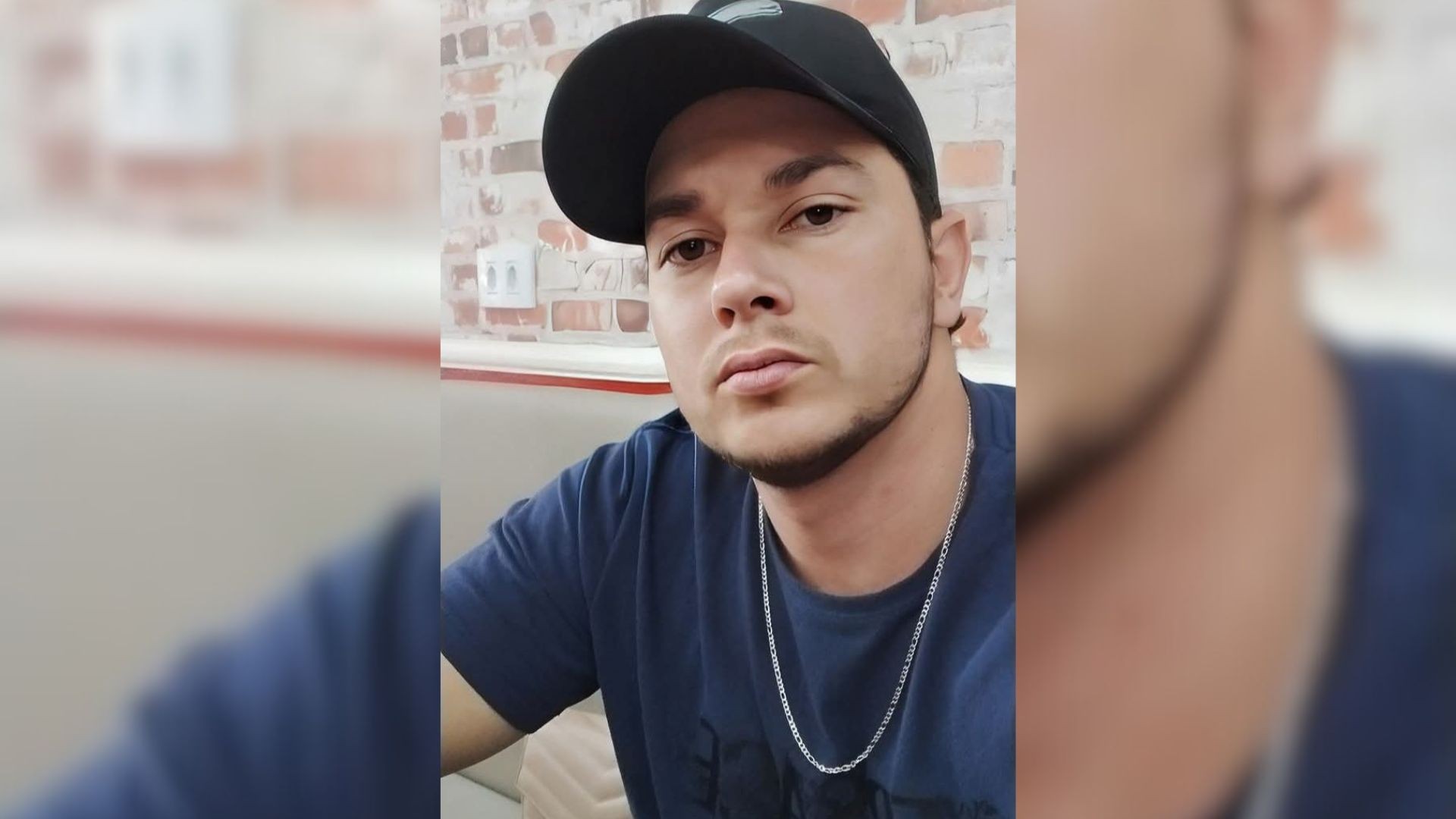 Motociclista morre após bater em placa de sinalização no interior de SP
