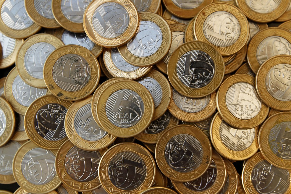 Moedas de real; dinheiro — Foto: Bruno Domingos/ Reuters