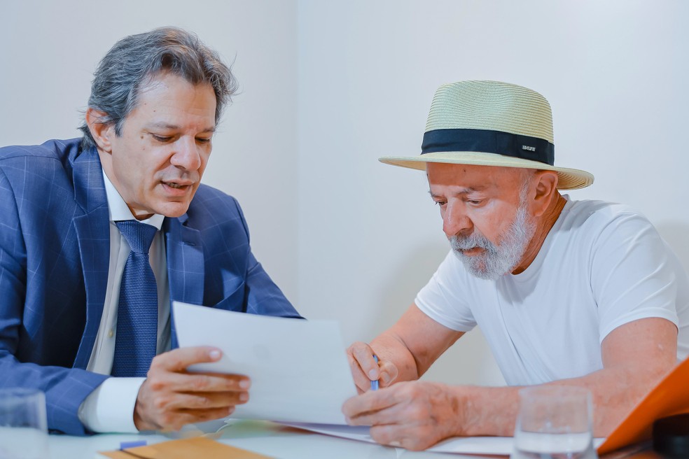 Haddad e Lula, em foto de dezembro de 2024 — Foto: Ricardo Stuckert / Presidência da República