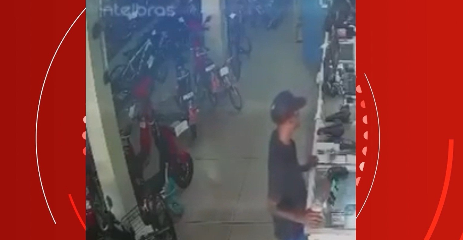 VÍDEO: Homem furta cofre que tinha doações para associação que ajuda pessoas com câncer