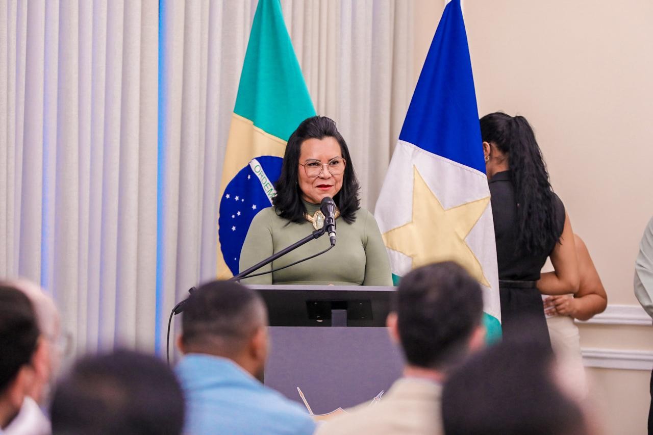 Governo de Roraima cria Secretaria da Família e nomeia pastora para comandar pasta