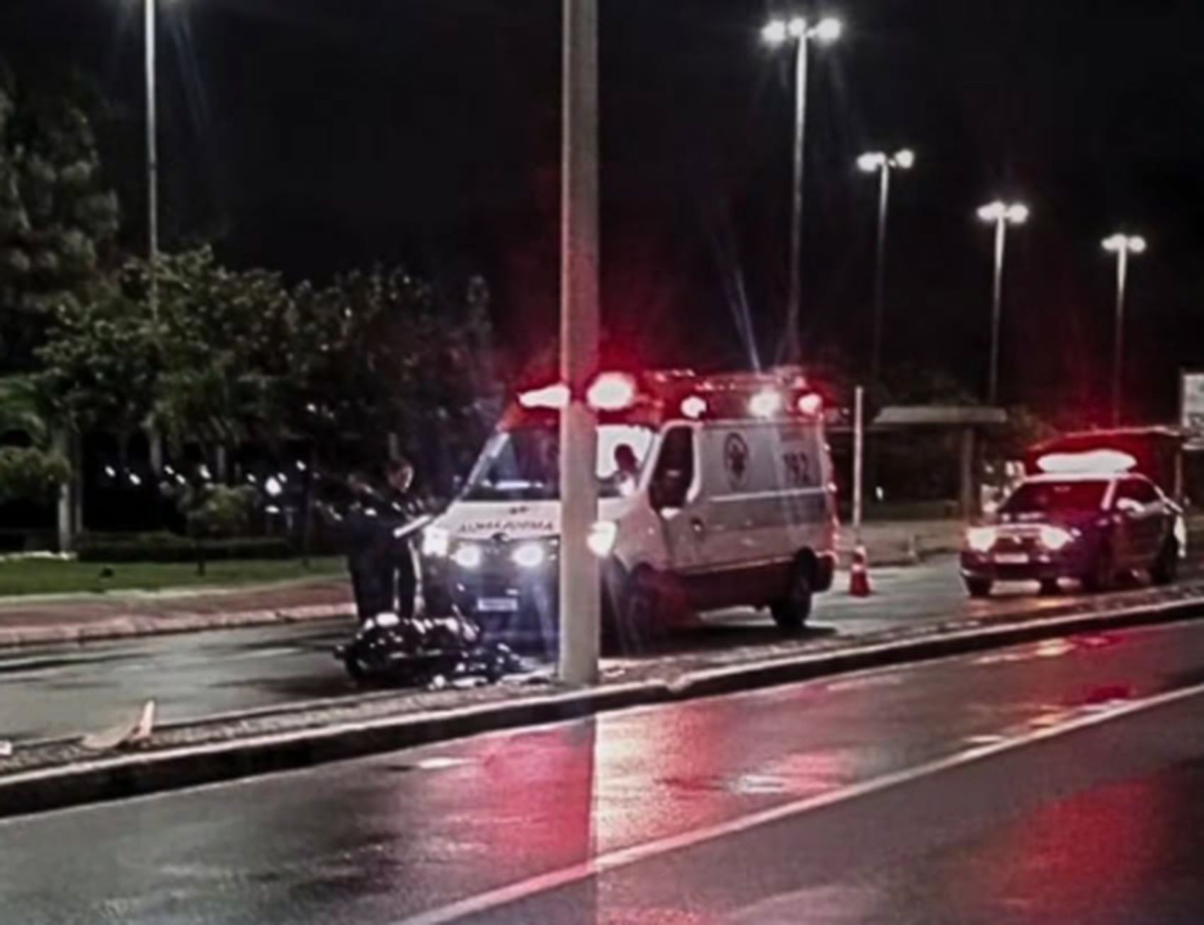 Acidente entre carro e moto deixa um morto na Zona Sul de Aracaju 