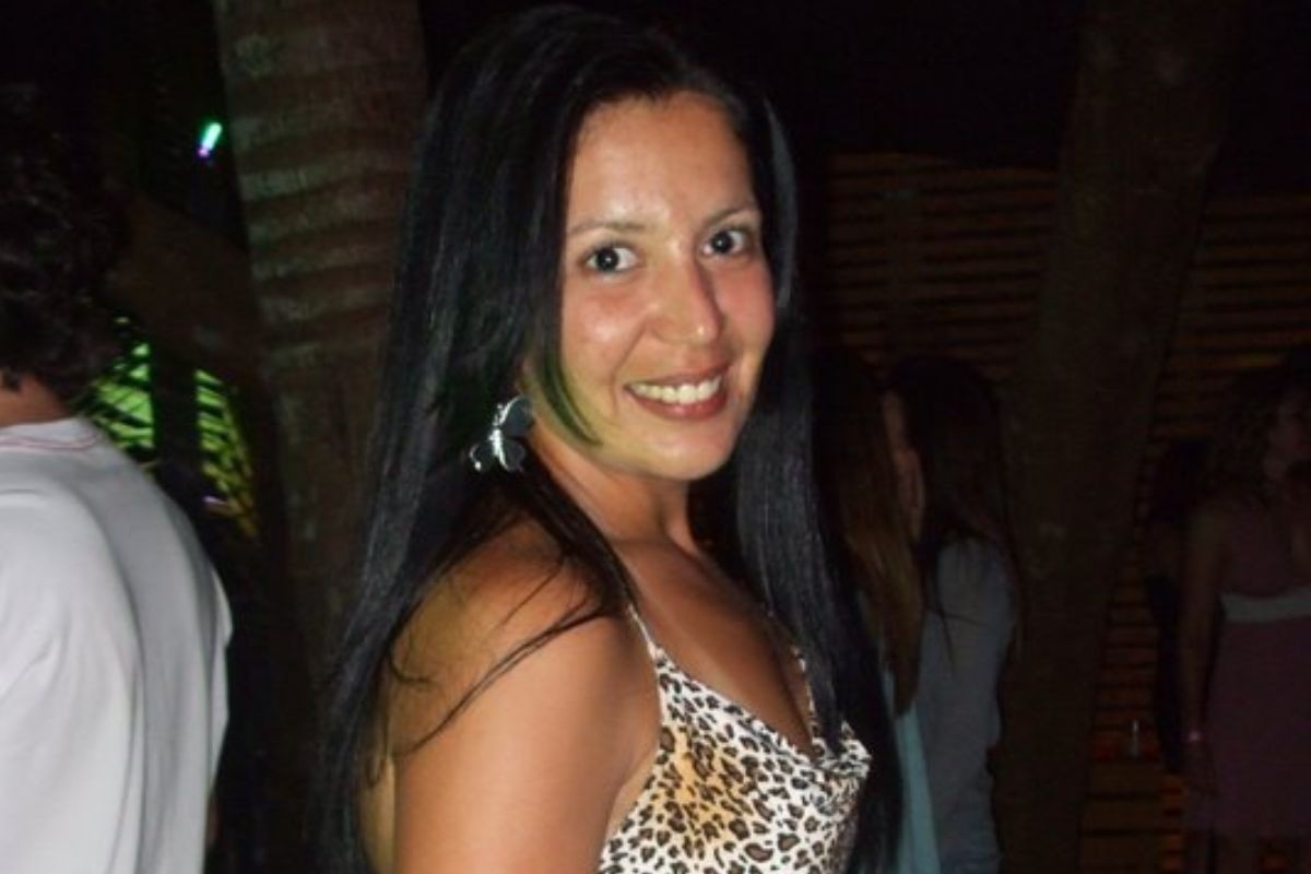 Mulher é encontrada morta em calçada perto de lixão no litoral de SP