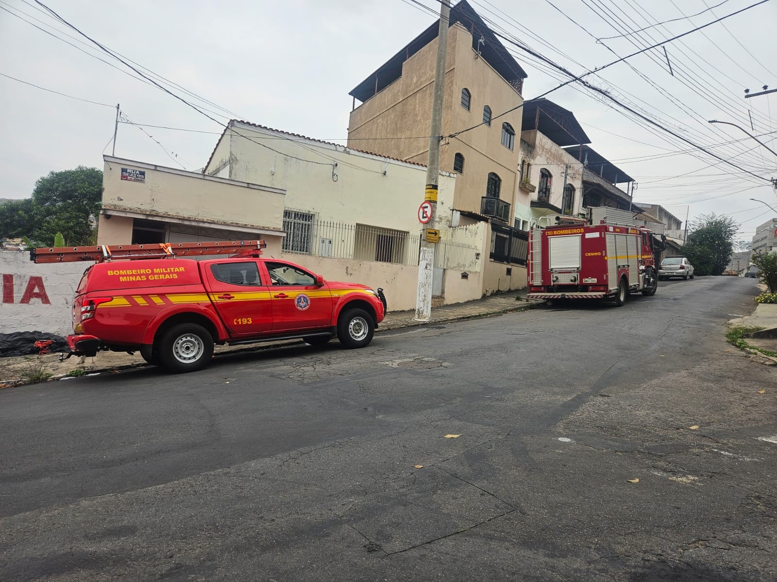 Homem morre durante incêndio em casa em Juiz de Fora