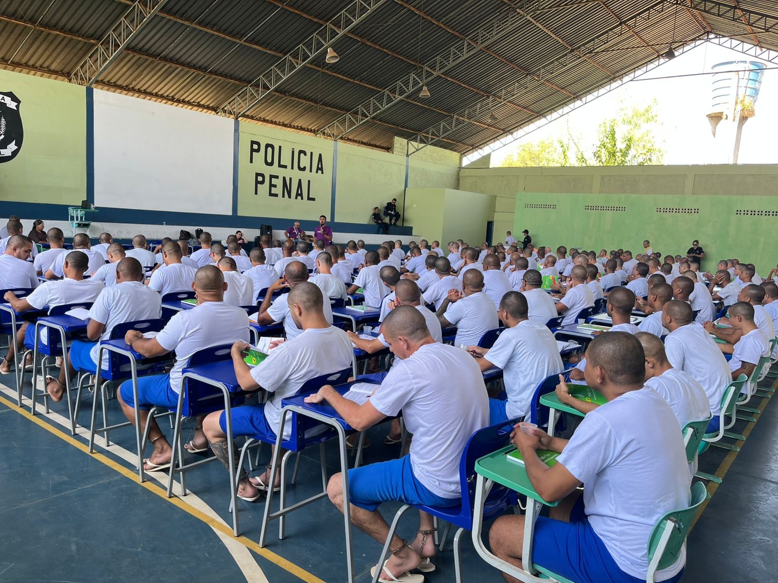 No Piauí, mais de 3 mil internos realizam a prova do Encceja