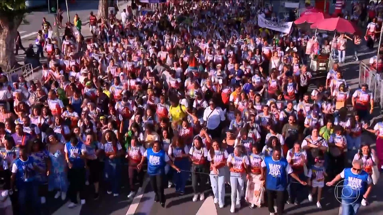 Marcha para Jesus reúne fé, música e celebração nas ruas do Rio