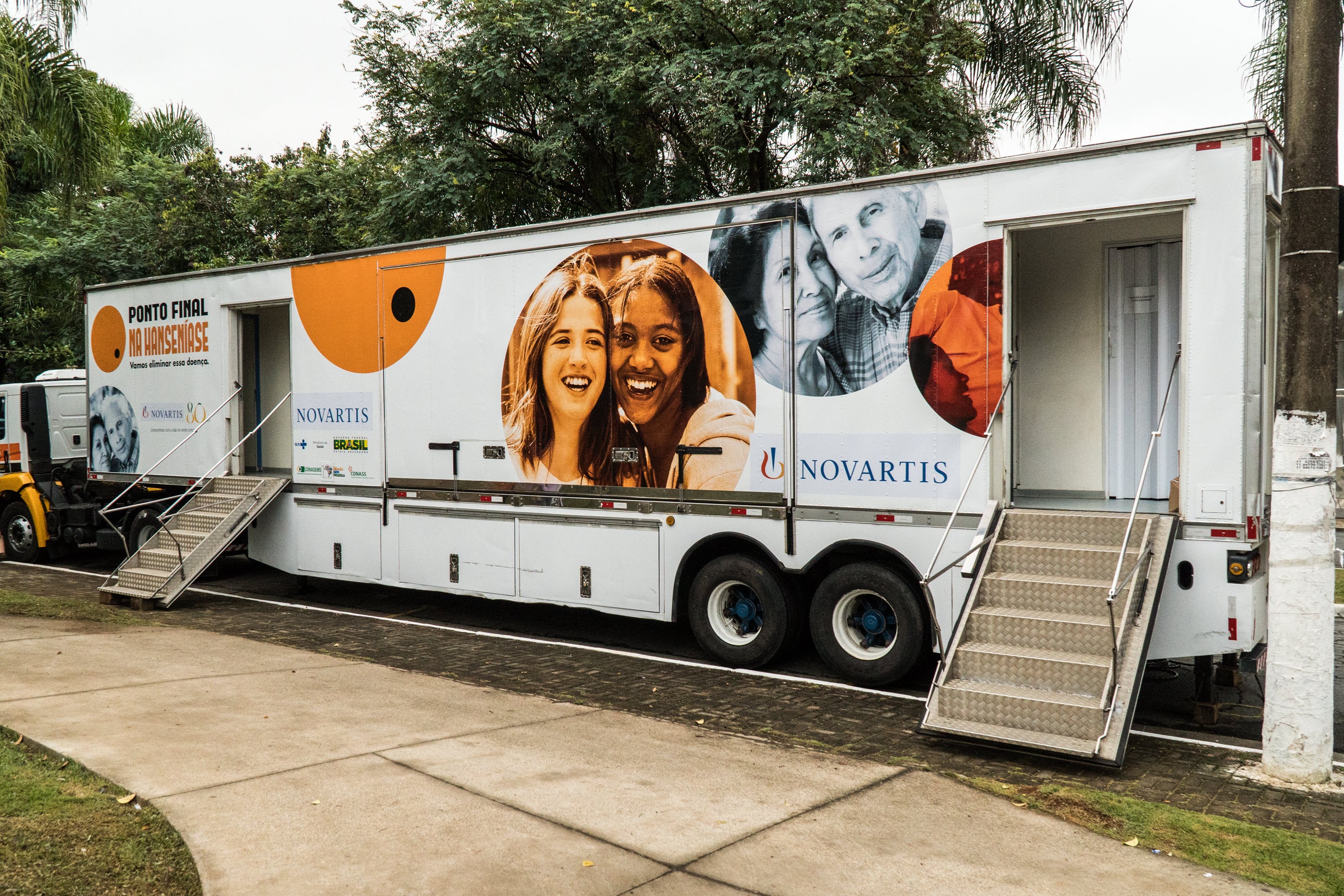 Carreta da Hanseníase oferece consulta, testes, orientação e prevenção gratuita da doença em Itapeva