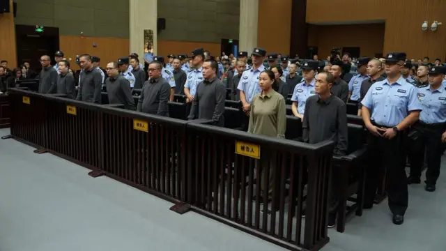 11 membros de uma mesma família são condenados à morte na China por controlar campos de 'ciberescravos'