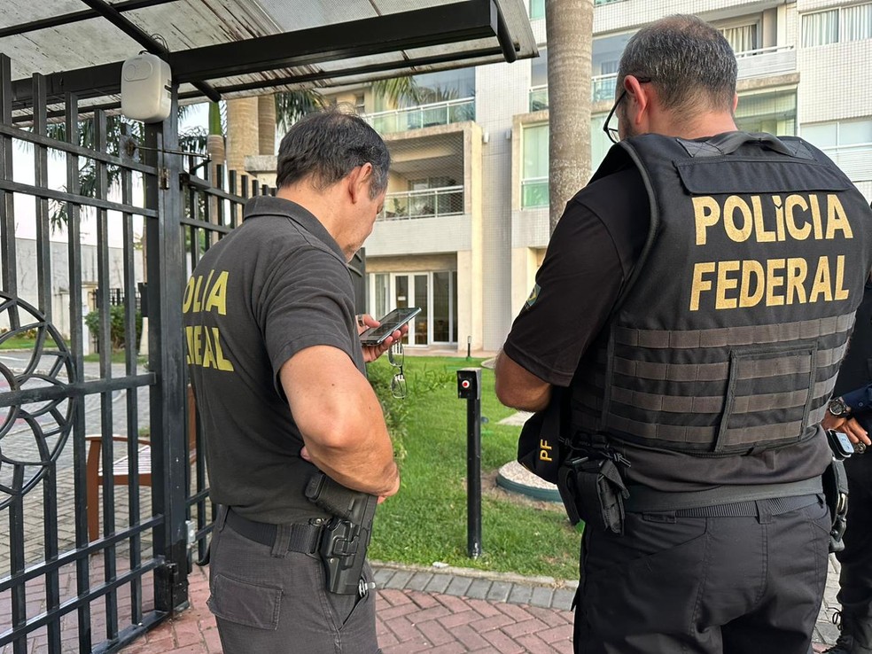 Operação da PF aconteceu em um dos condomínios na Zona Oeste de Manaus. — Foto: Divulgação/PF