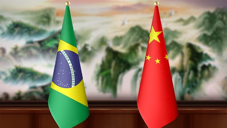 China diz que vai se unir ao Brasil para 'resistir a atos de intimidação' e fortalecer Brics
