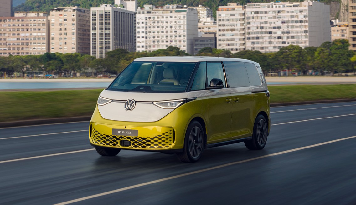 Volkswagen faz recall de quase 100 mil carros elétricos por risco de incêndio