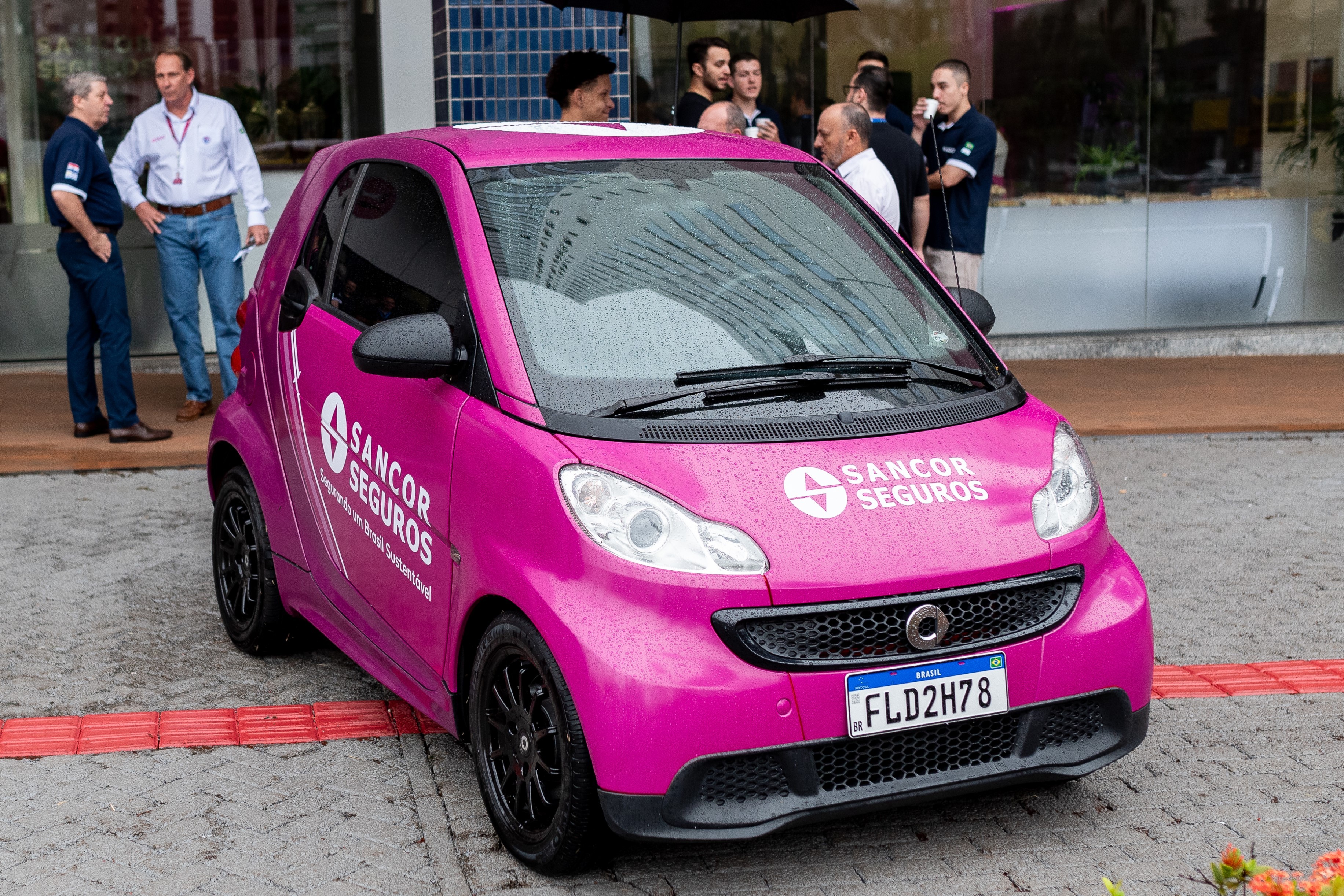 Sustentabilidade: seguradora oferece compensação de carbono para clientes de seguro para automóveis