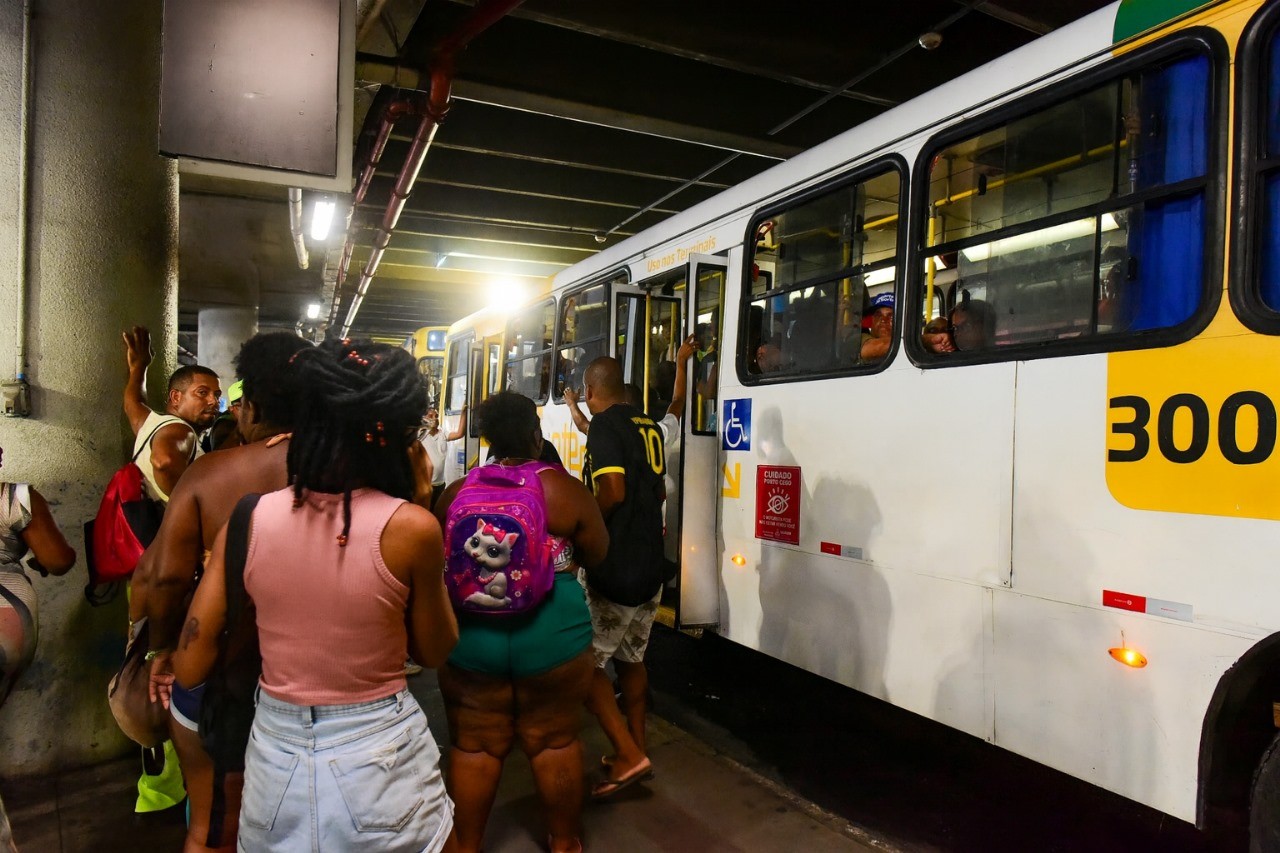 Linhas que operam na Lapa terão novo local de embarque a partir de domingo; confira mudanças